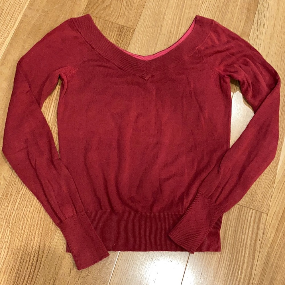 American Eagle Red V-Neck Sweater - Size S